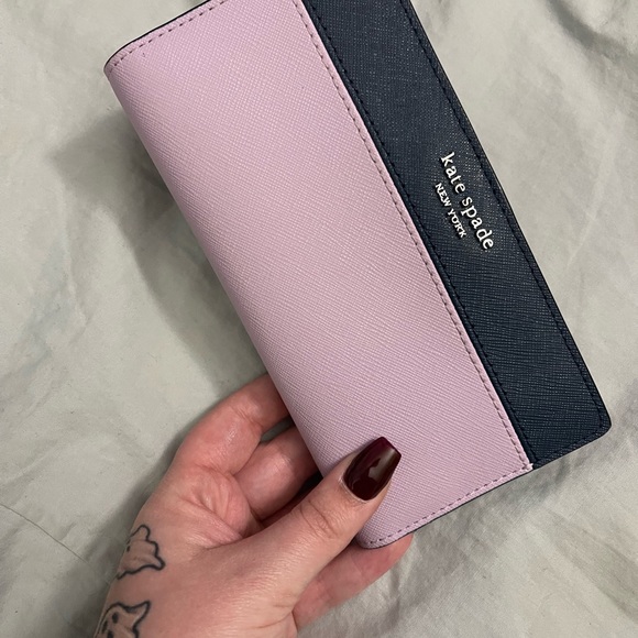 kate spade wallet - Picture 1 of 2